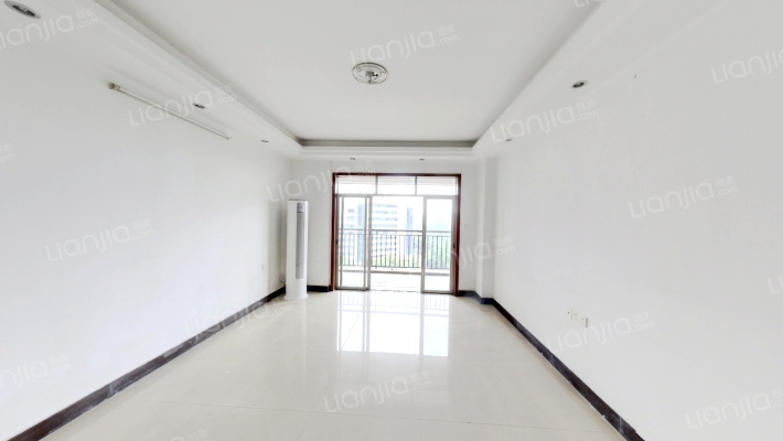 尚景峰大厦二手房实景图