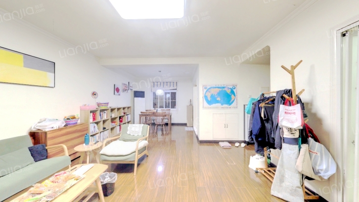 金碧花园二手房实景图