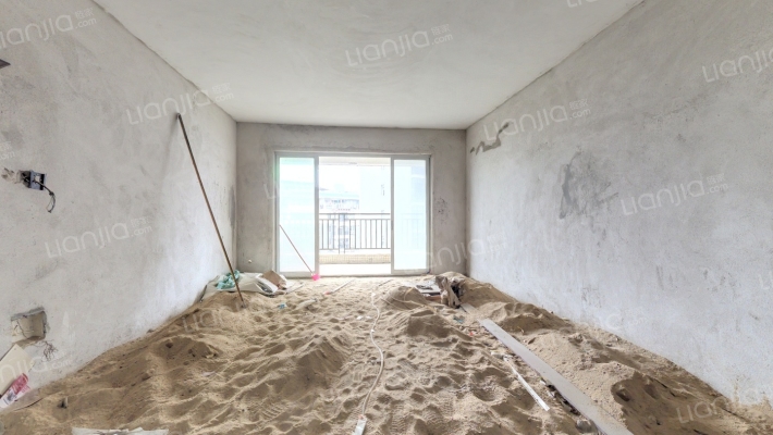 嘉馨商务名苑二手房实景图