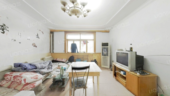 新铁小区二手房实景图