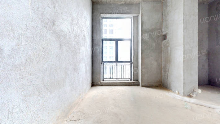 保利天际二手房实景图