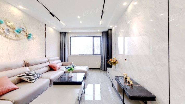 天都城二手房实景图