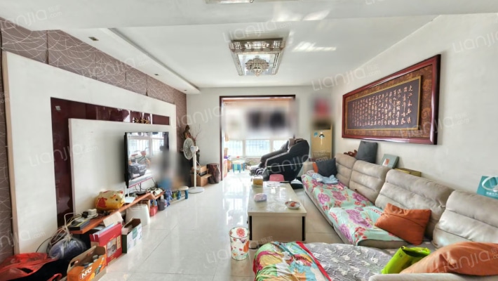 东方美地南区二手房实景图