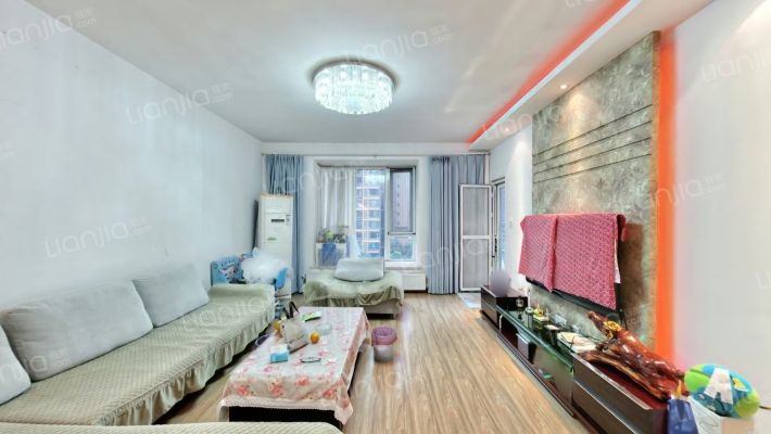 比华利国际城一期二手房实景图