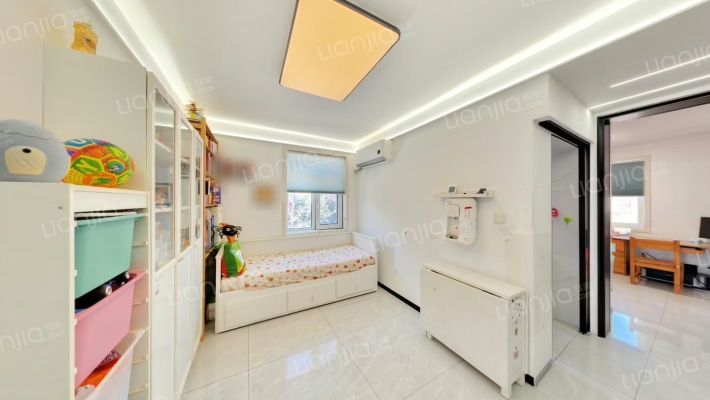 金湖路二手房实景图