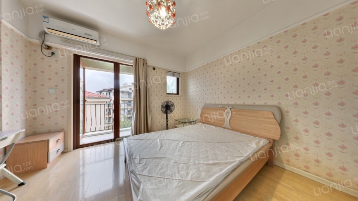 麓山国际SOLO公寓二手房实景图