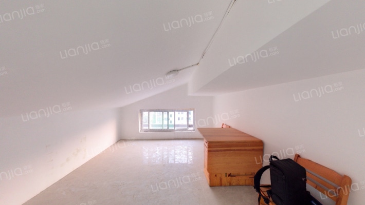 学府蓝山苑二手房实景图