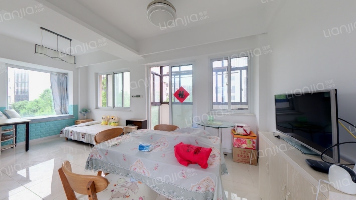 至美里二手房实景图