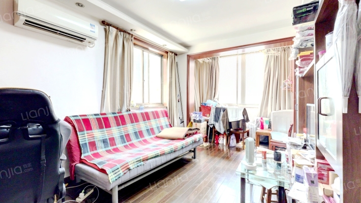 镇宁路465弄二手房实景图