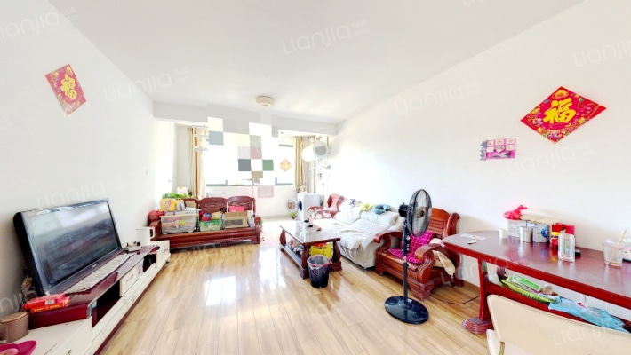 华冶水晶公馆二手房实景图