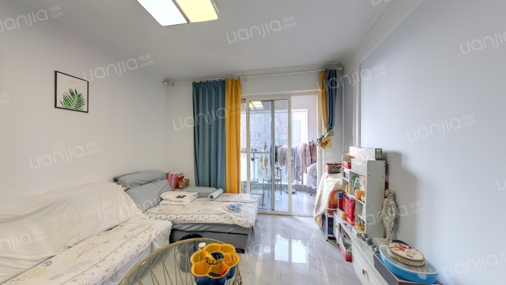 源上湾万融城三期D区二手房实景图