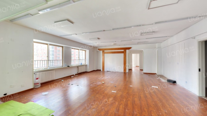 中商广场二手房实景图