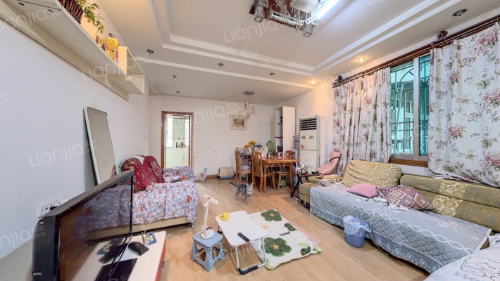 莲花坡小区二手房实景图