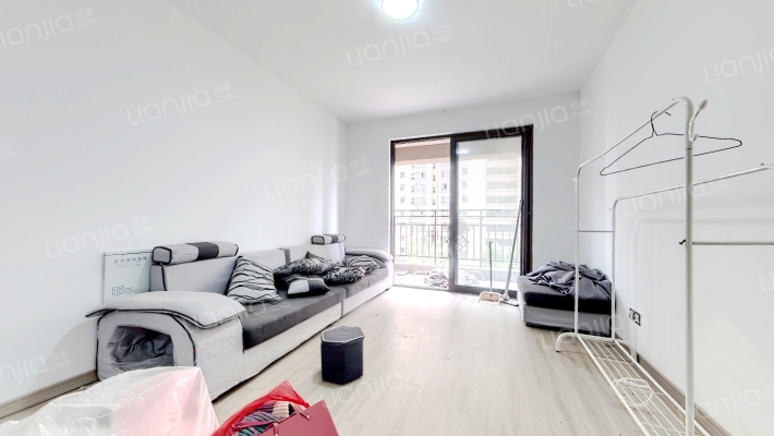 海伦春天二手房实景图