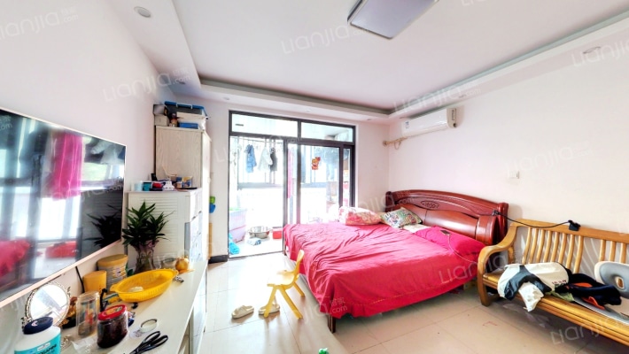 新高苑(三期)二手房实景图