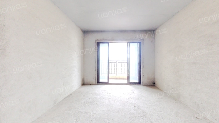 万城皇冠豪苑二手房实景图