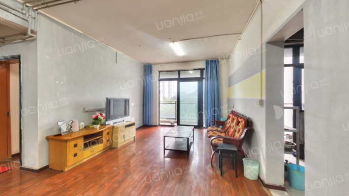 理工雅苑二手房实景图