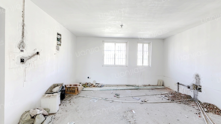 锦厦新城一期二手房实景图