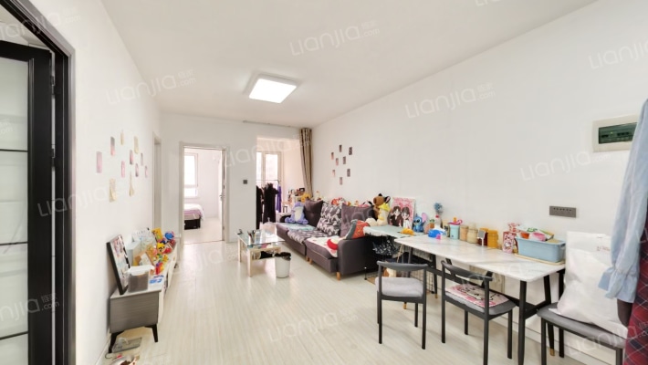 三盛颐景蓝湾二手房实景图