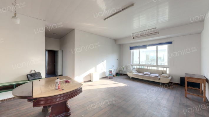 卧云南苑二手房实景图