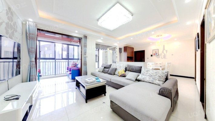 花样年龙年国际中心二手房实景图