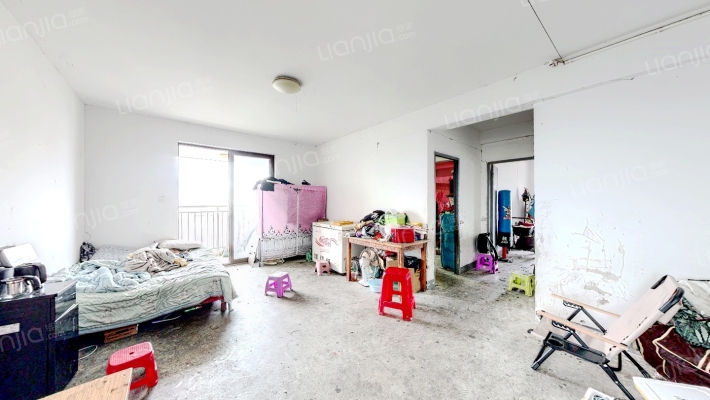 望湖名苑东区二手房实景图