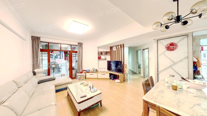 白云畔山花园二手房实景图