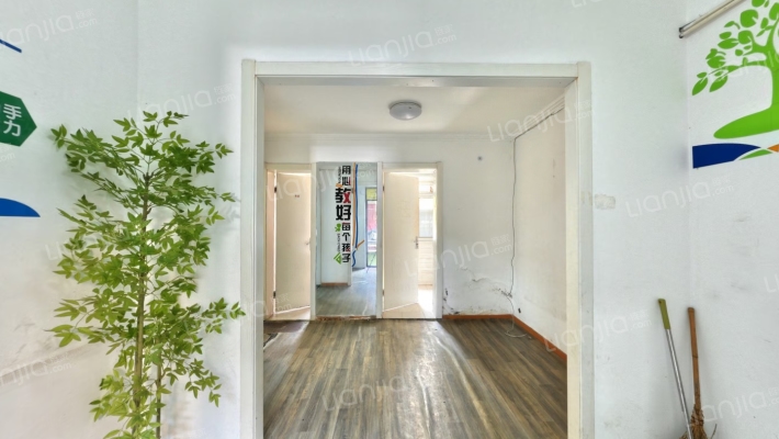 二里井六建公司住宅楼二手房实景图