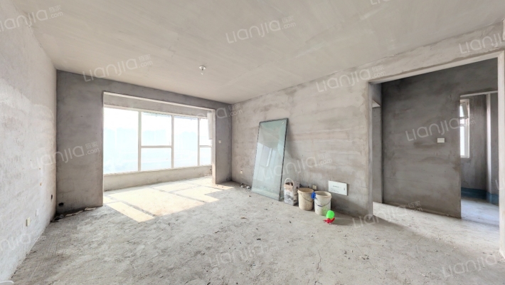 盛海华庭 二手房实景图