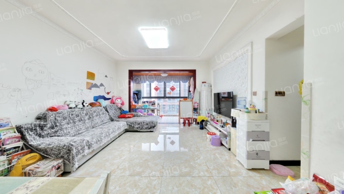 怡馨家园二手房实景图