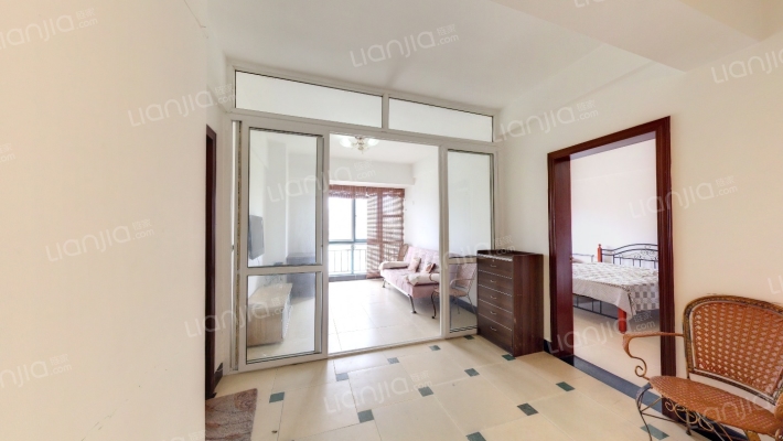 山水晴湾二手房实景图