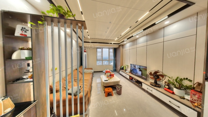 中鑫海广场二手房实景图