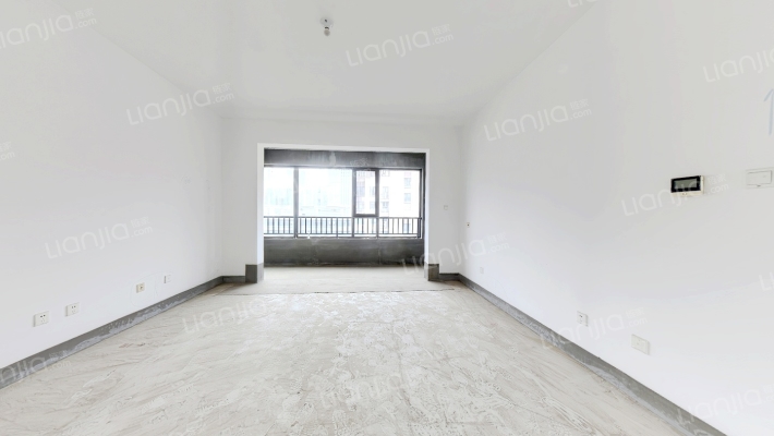 绿地IFC中央公馆B13区二手房实景图