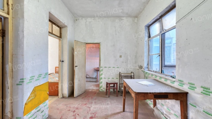 光明东村一期二手房实景图