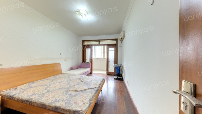 江南公寓二手房实景图