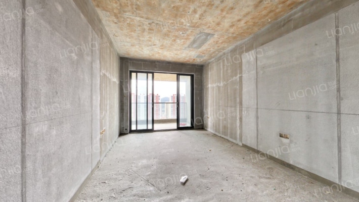 宝瑞花园二手房实景图