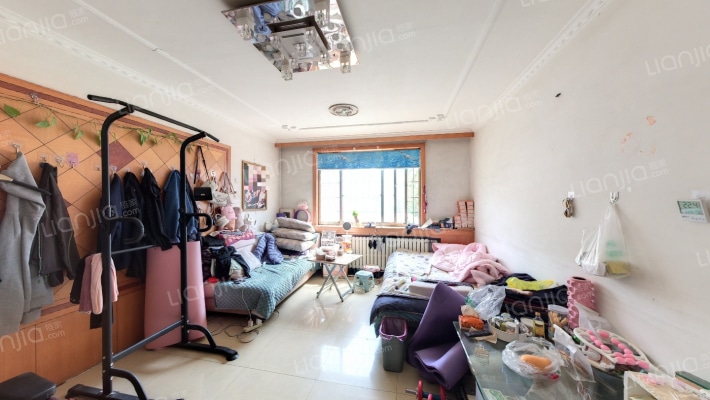 芳华苑小区二手房实景图