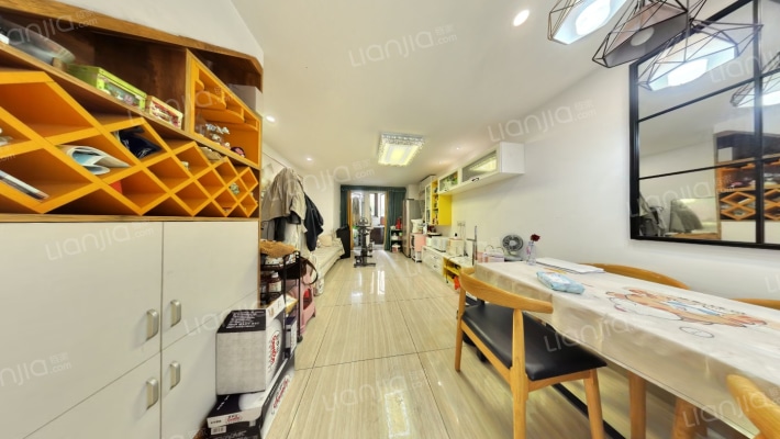 阳基御龙山二手房实景图