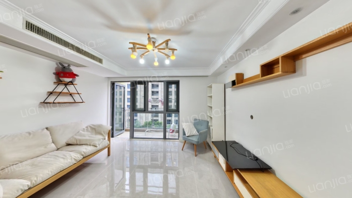 新天地世嘉新座二手房实景图