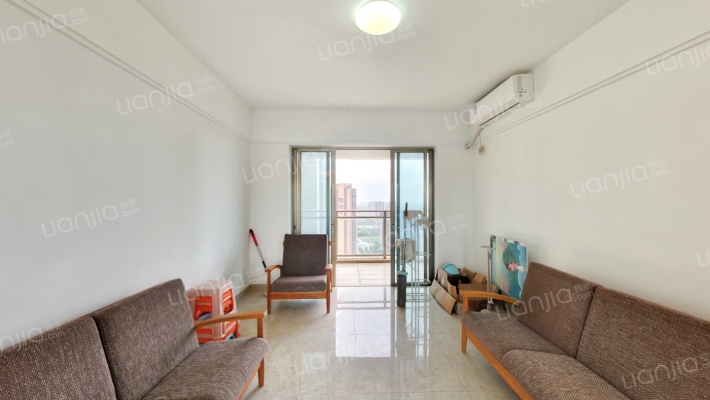 万威森林园二手房实景图