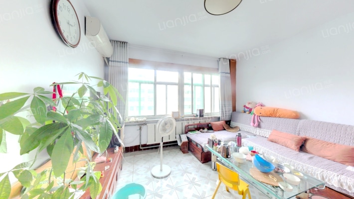 南西六路19号院二手房实景图