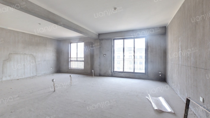 滨江名苑二手房实景图