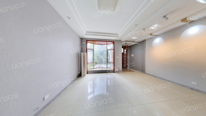 鸿泰花园别墅二手房实景图