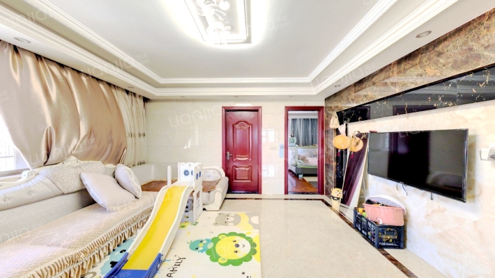 东方花苑小区二手房实景图