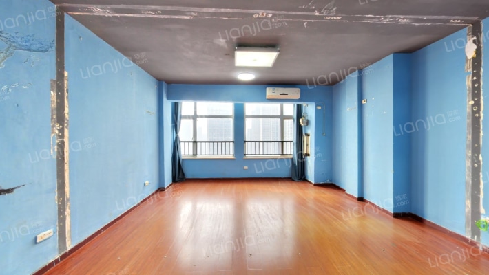 龙阳凯悦大厦二手房实景图