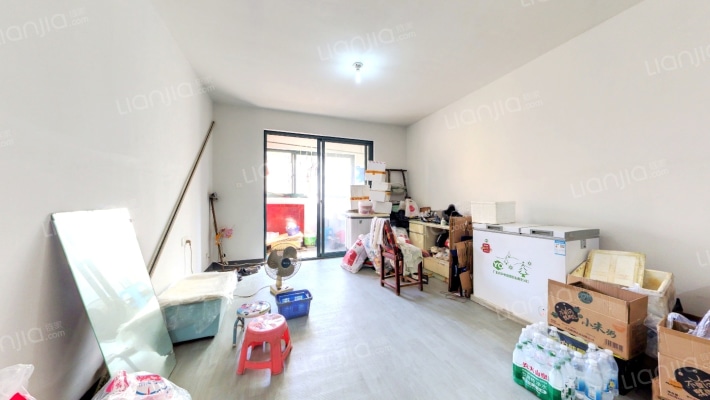 江望名苑二手房实景图