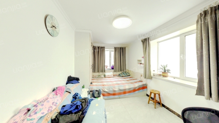 利合里二手房实景图