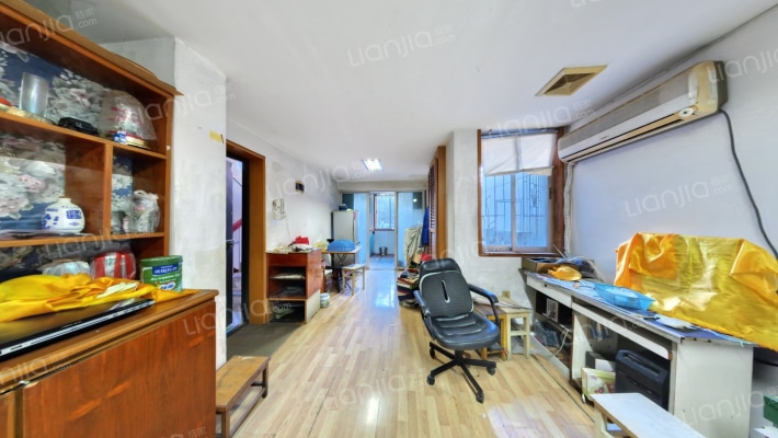 镇安花园二手房实景图