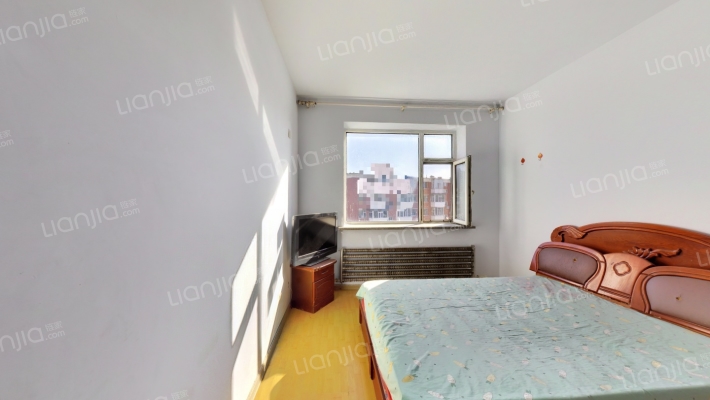 临河风尚家园二手房实景图