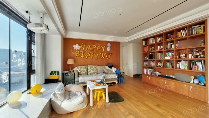 金地华章二手房实景图